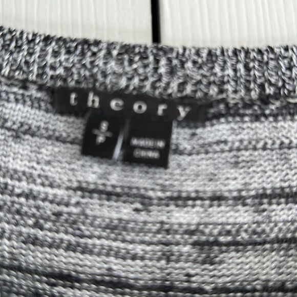 Theory Women’s Black & White Striped Sweater Vest - Picture 5 of 6